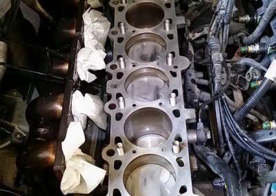 6kylinro BMW M3meta apo kapsimo flatzas sto montarisma dielise tis bides ston kormo-perastikan emfiteymata-4